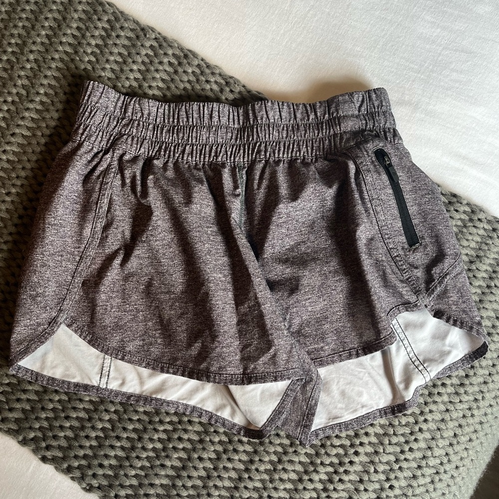 Lululemon Tracker Low-Rise Lined 4” Short